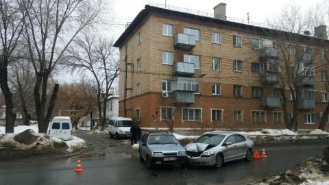 В Оренбурге в ДТП на ул. 60 лет Октября пострадал 2-летний ребенок