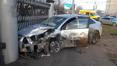 В Оренбурге в ДТП на пр. Победы пострадали 2 человека