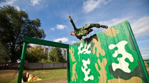 В Оренбуржье проходит военно-спортивная игра «Зарница Поволжья»