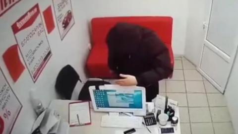 В Оренбурге задержали подозреваемого в нападении на офис микрофинансов мужчину