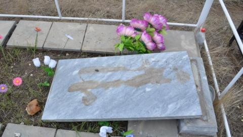 Подростки из Оренбуржья разрушили 71 памятник на кладбище