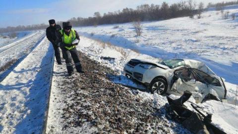 В Оренбуржье в ДТП на переезде погиб человек