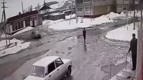 В Сорочинске "Калина" сбила девушку на большой скорости