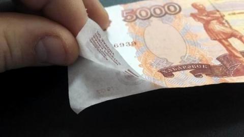 В Оренбурге полицейские задержали подозреваемых в сбыте фальшивок