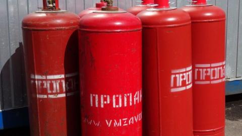 Испугавшийся ареста имущества новотройчанин угрожал взорвать газовые баллоны 