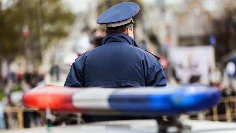 В Оренбурге нетрезвый водитель, скрываясь от погони, врезался в забор