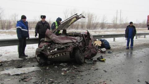 Водитель «ВАЗа» погиб в ДТП на трассе Оренбург-Самара 