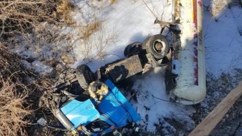 Из-за смертельного ДТП с КамАЗом под Бузулуком перекрыли движение 