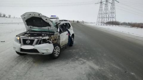 Под Гаем в ДТП с участием иномарки и ЗИЛа погибла женщина