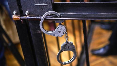 В Оренбурге подозреваемые в убийстве собутыльника заключены под стражу