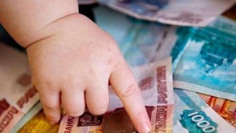 В следующем году в Оренбуржье увеличится размер ежемесячных выплат на детей