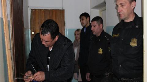 В Оренбурге приставы помогли собственнику вселиться в свою комнату