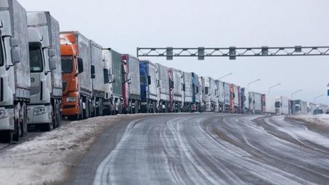 Проблемы с очередями на пунктах пропуска в Оренбуржье планируют решать в ближайшее время