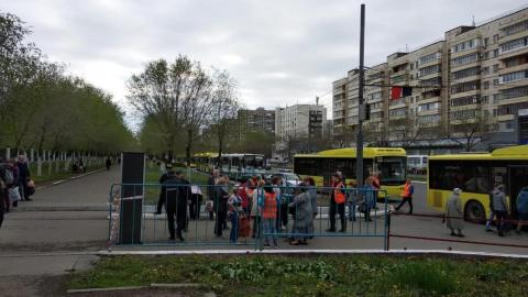 В день поминовения усопших оренбуржцы массово посещают кладбища