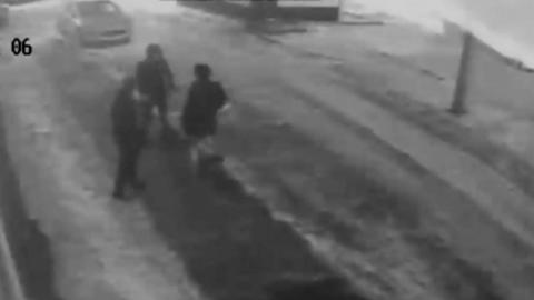 Оренбуржца ограбили у мужского спа-салона на 260 тыс. рублей 