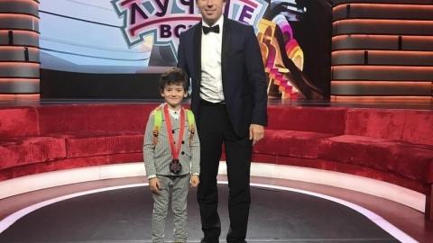 На шоу «Лучше всех» выступил 7-летний Миша Мяло из Оренбурга