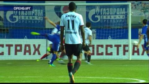 Посмотреть ФК «Оренбург» - ФК «Амкар» сыграли со счётом 0:0 