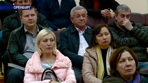 Посмотреть Евгений Арапов рассказал о ходе строительства новых школ