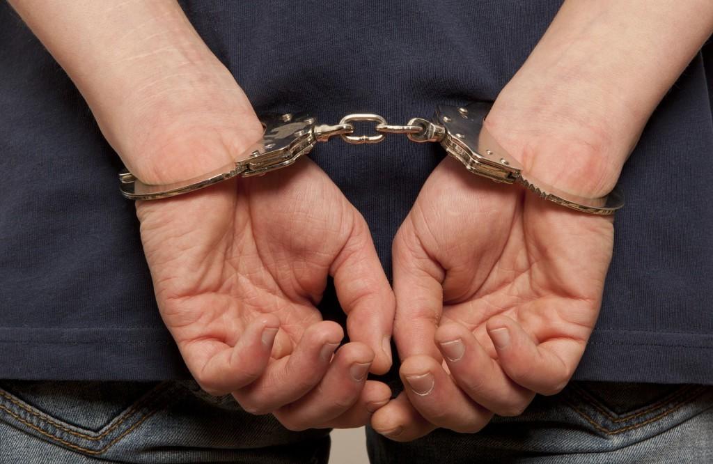 Убившего своего отца сына приговорили к 7 годам лишения свободы Убившего своего отца сына приговорили к 7 годам лишения свободы