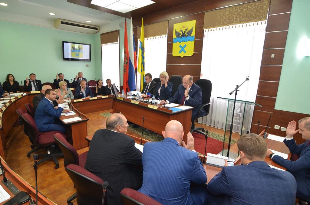 Оренбургский Горсовет предложил вернуть полномочия по ограничению продажи алкоголя в регион Оренбургский Горсовет предложил вернуть полномочия по ограничению продажи алкоголя в регион