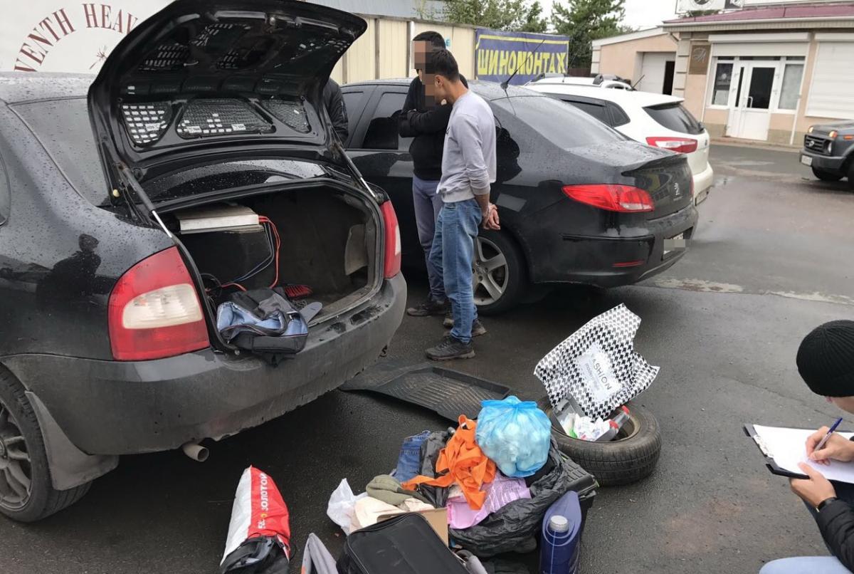 В Оренбурге полицейские задержали наркоторговца из Башкортостана В Оренбурге полицейские задержали наркоторговца из Башкортостана