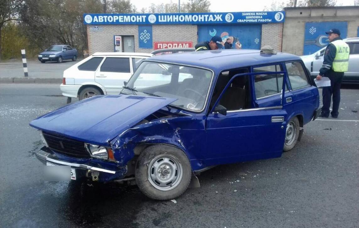 В Орске в ДТП на Новотроицком шоссе серьёзно пострадал водитель В Орске в ДТП на Новотроицком шоссе серьёзно пострадал водитель