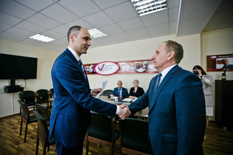 Денис Паслер подал документы в Избирком Денис Паслер подал документы в Избирком