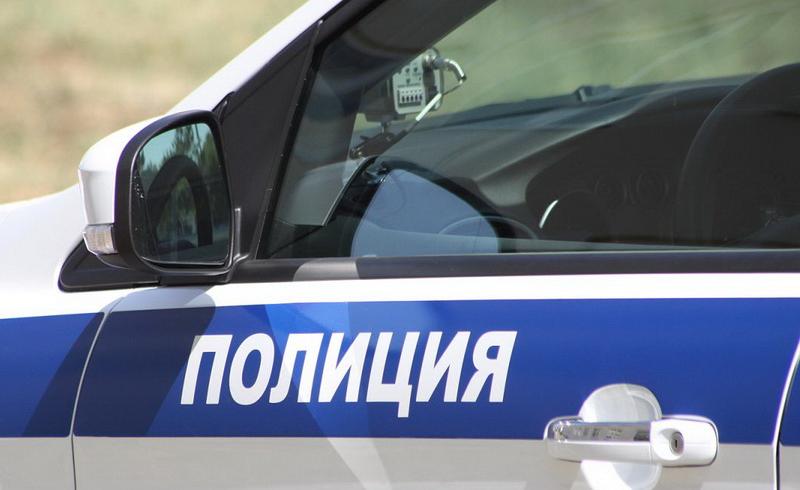 В Соль-Илецке неизвестный кинул в школьное окно бутылку с горючей жидкостью В Соль-Илецке неизвестный кинул в школьное окно бутылку с горючей жидкостью
