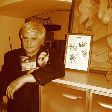 В Оренбурге продюсер Валерий Бабин найден мертвым В Оренбурге продюсер Валерий Бабин найден мертвым
